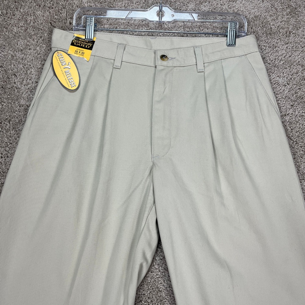 Rustler Wrangler Legendary Gold Khakis Mens 32x30 Pleated Relaxed Fit NEW‎